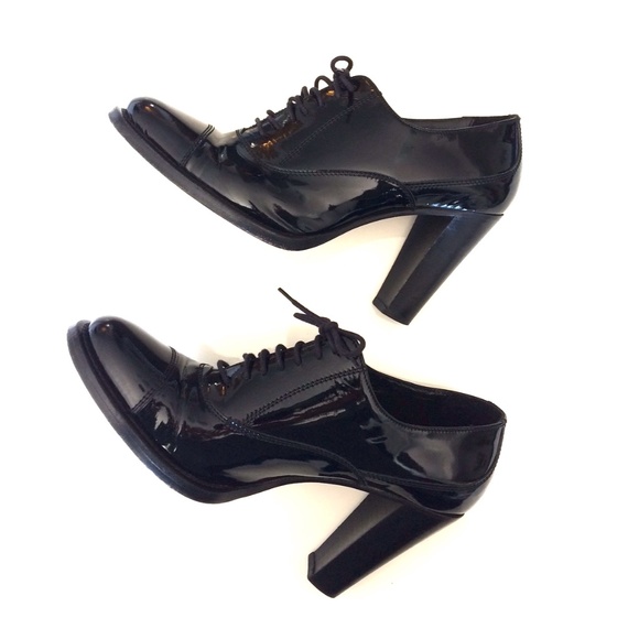 Barbara Bui Shoes - 🌺Barbara Bui Cap Toe Oxford Patent Leather Heels
